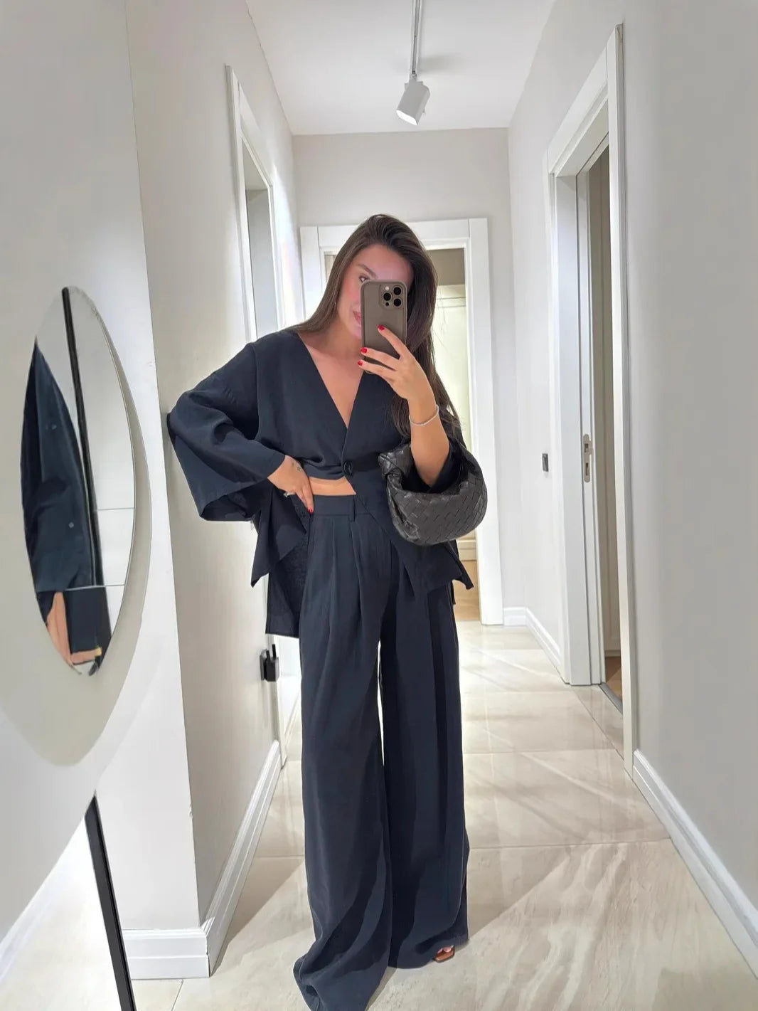 Women's V-neck button cotton and linen casual suit