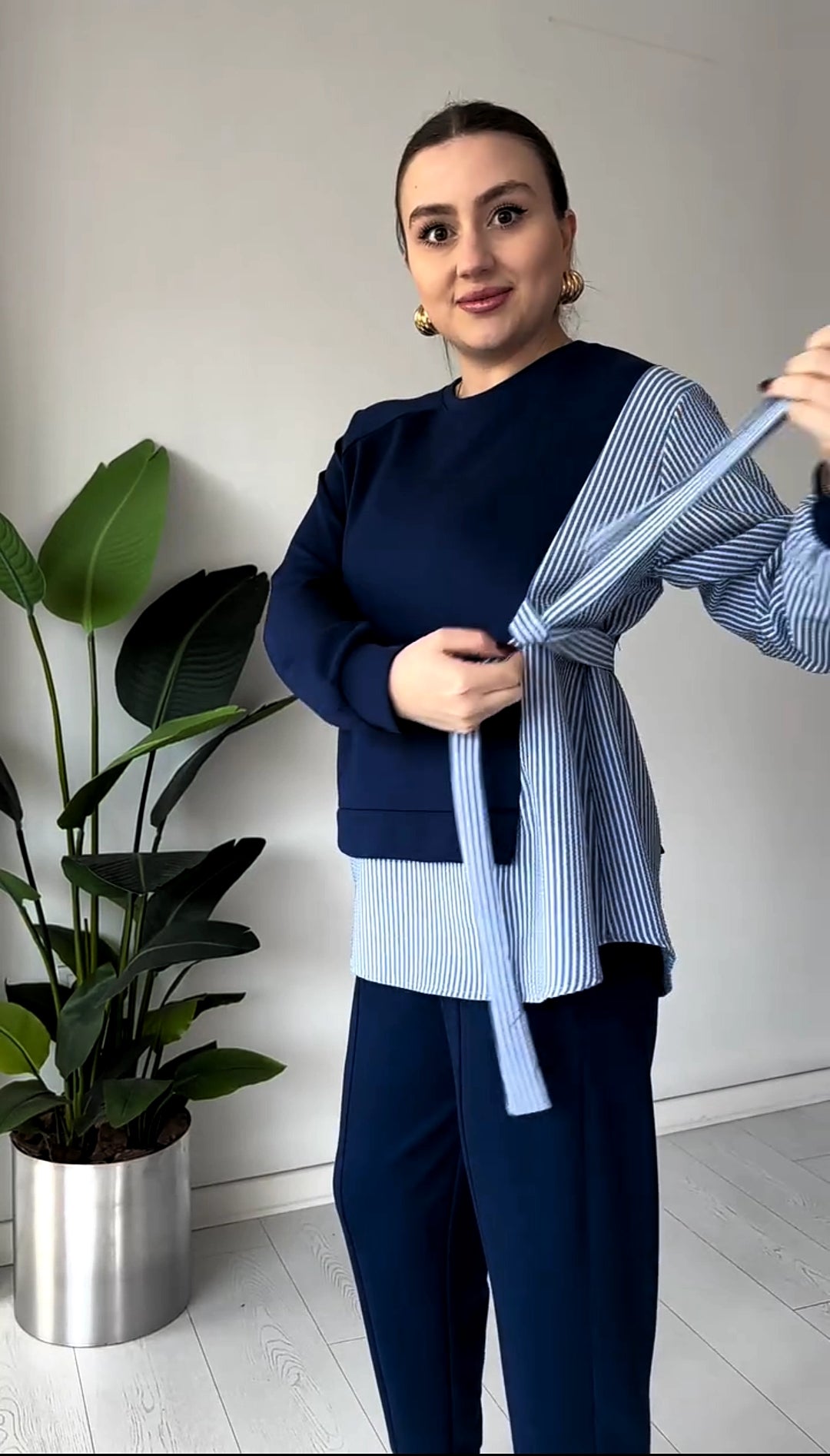 2025 New Design👗 Stylish Long Sleeve Garnished 2-piece Suit